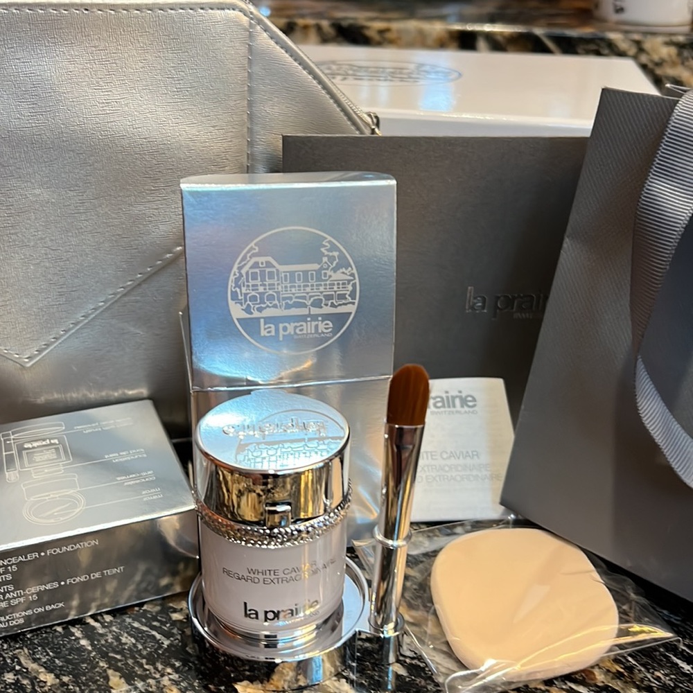 La Prairie eye White Caviar and everything you see on pictures❤️